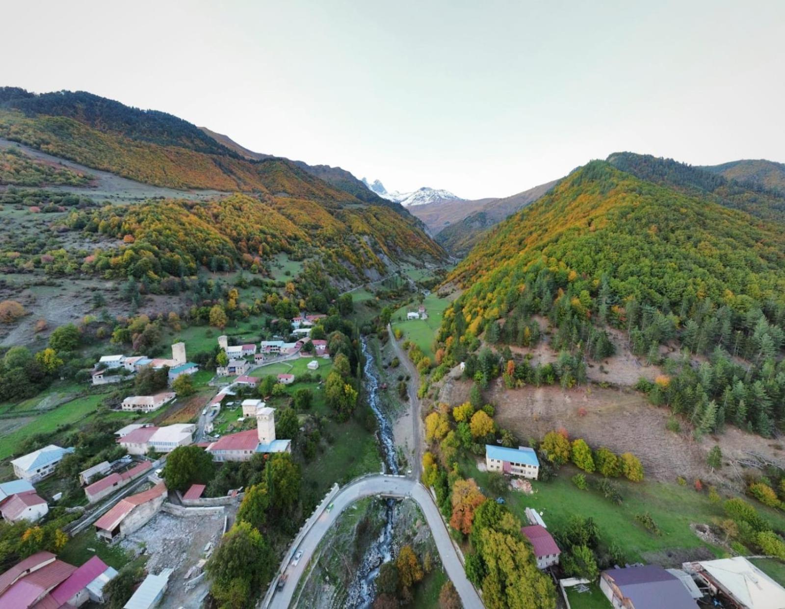 River Side Svaneti ميستيا المظهر الخارجي الصورة